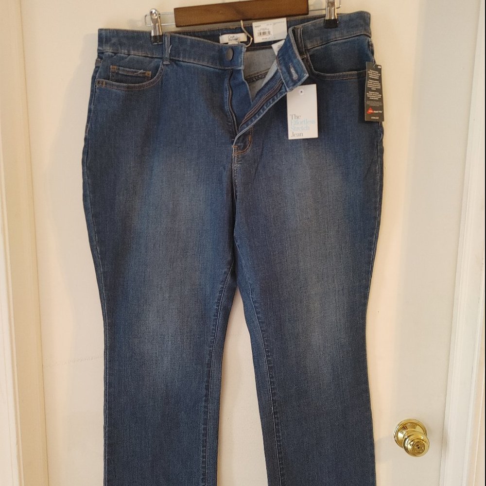 Croft and Barrow - Bootcut Midrise Stretch Jeans - 18s - NEW WITH TAGS